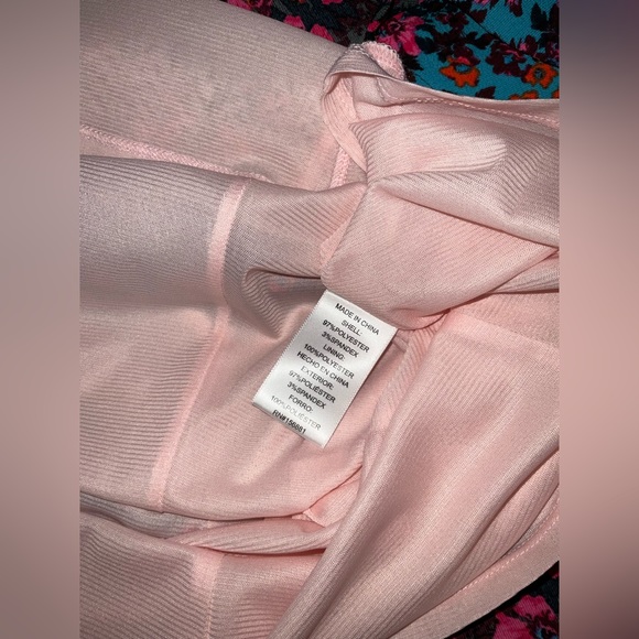 CHEZTU FLORAL PRELOVED LIKE NEW DRESS - Picture 5 of 5